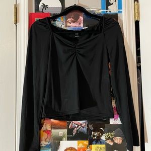 Womens long sleeved shirt